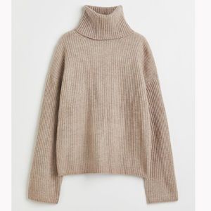 H&M Oversized turtleneck sweater